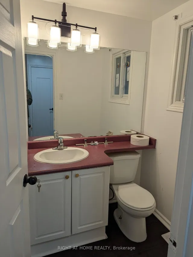 Additional image 9 of 73 Skyview Dr