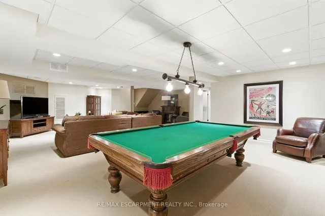 Additional image 34 of 587 Sandcherry Dr