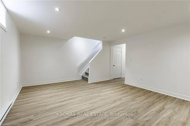 Additional image 13 of 65 Mount Albion Rd Unit 2