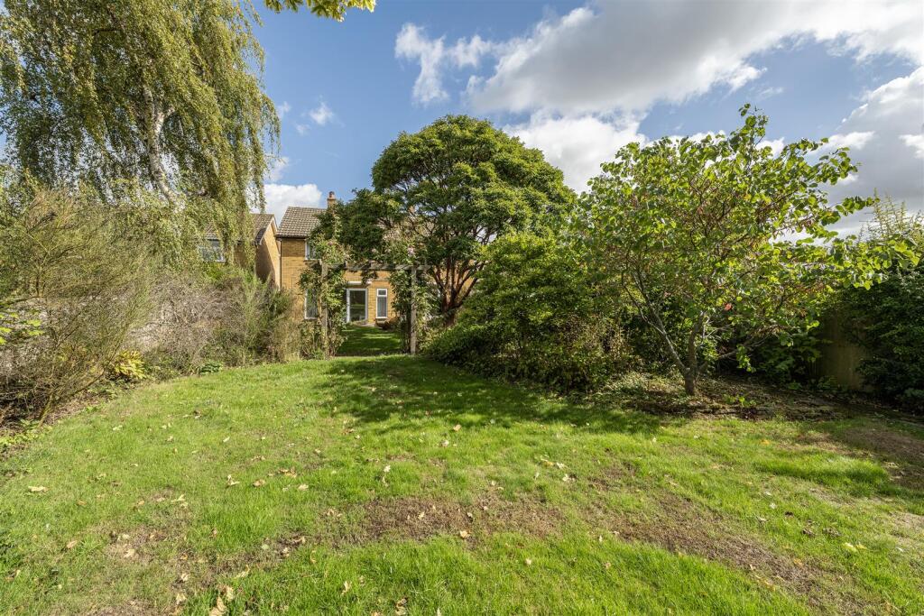 Additional image 11 of Haslingden Close, Harpenden