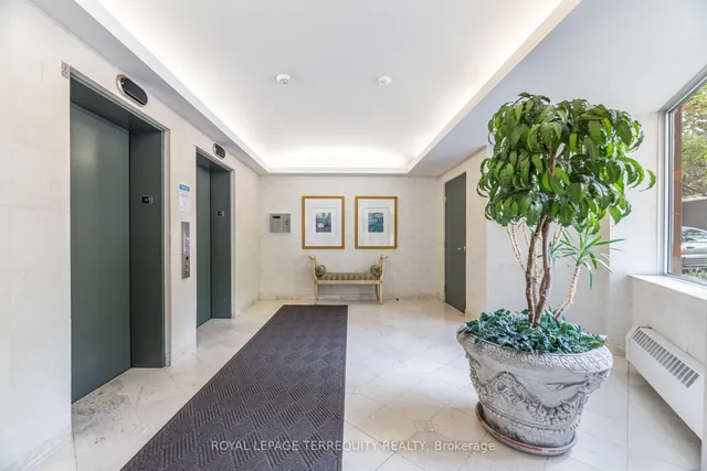 Additional image 33 of 77 GOVERNORS Rd Unit 204