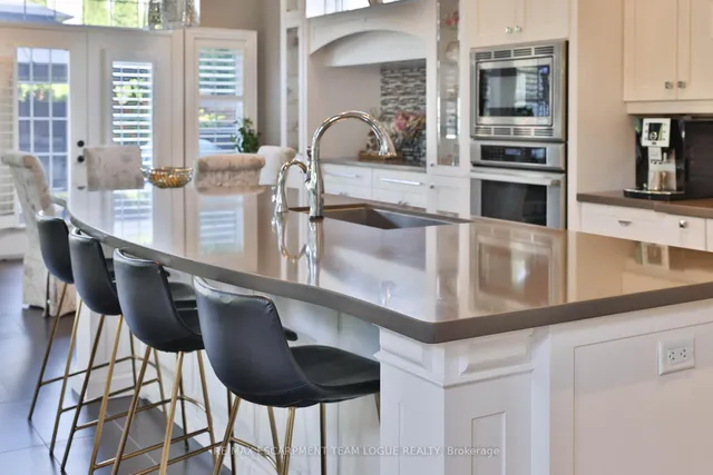 Additional image 8 of 2229 Lakeshore Rd