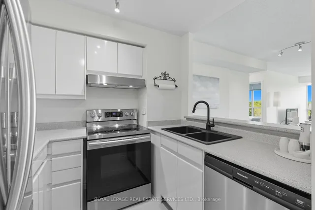 Additional image 9 of 1276 Maple Crossing Blvd Unit 614
