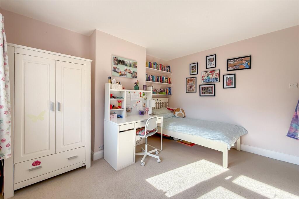 Additional image 5 of Bloomfield Road, Harpenden, Hertfordshire, AL5