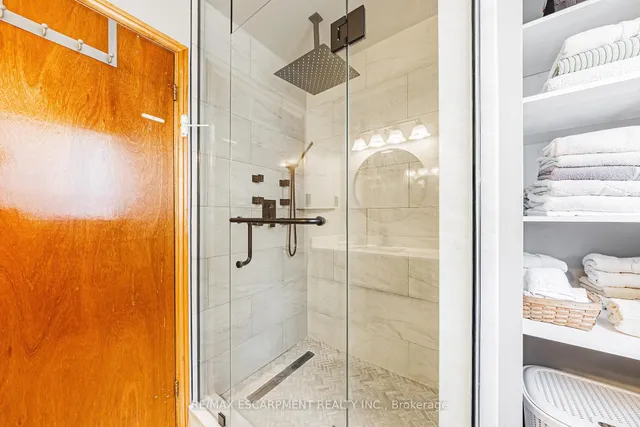 Additional image 14 of 19 Glenhaven Crt