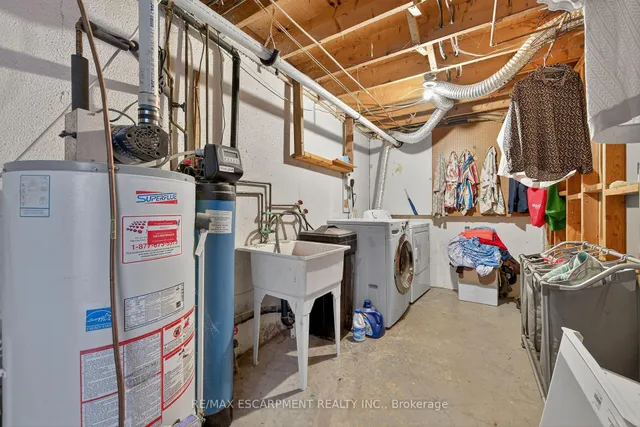 Additional image 32 of 341 Wilson Dr Unit 16