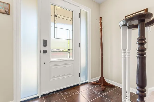 Additional image 3 of 2221 Bluegrass Lane