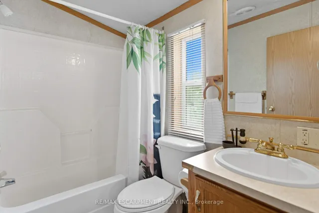 Additional image 9 of 1294 8th Concession Rd Unit 31