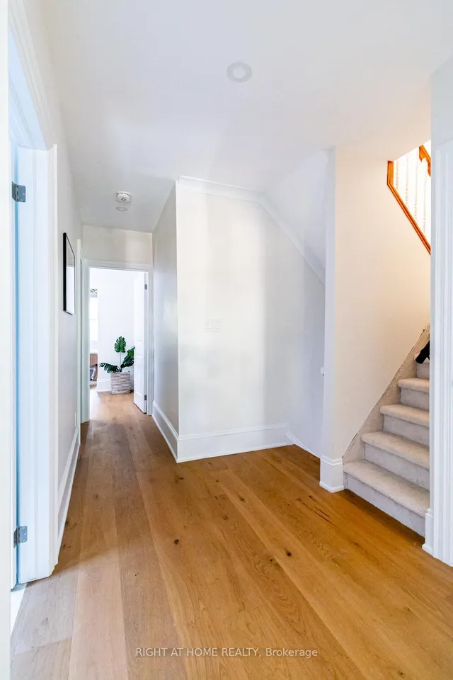 Additional image 29 of 24 Strathcona Ave