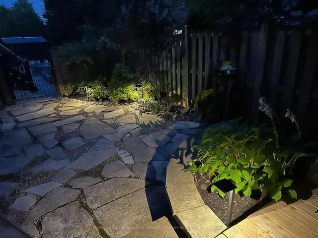 Additional image 40 of 47 Livingstone Dr