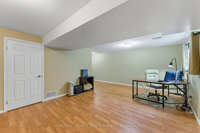 Additional image 25 of 27 Glenhollow Dr