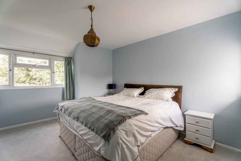 Additional image 12 of Conquerors Hill, Wheathampstead, St. Albans, Hertfordshire, AL4