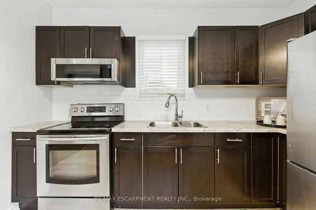 Additional image 13 of 78 OAK Ave