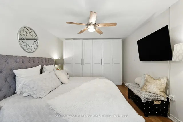 Additional image 15 of 48 BRENTWOOD Dr