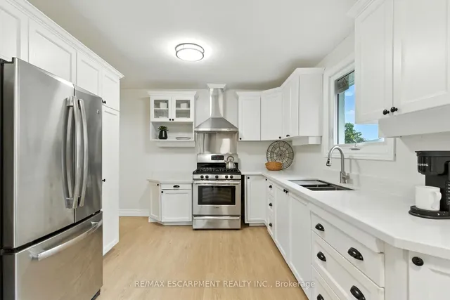 Additional image 7 of 1423 Thornton Rd