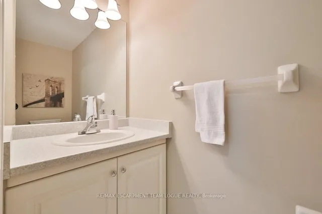 Additional image 21 of 2165 Country Club Dr Unit 16