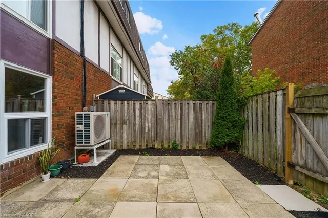 Additional image 31 of 89 Violet Dr