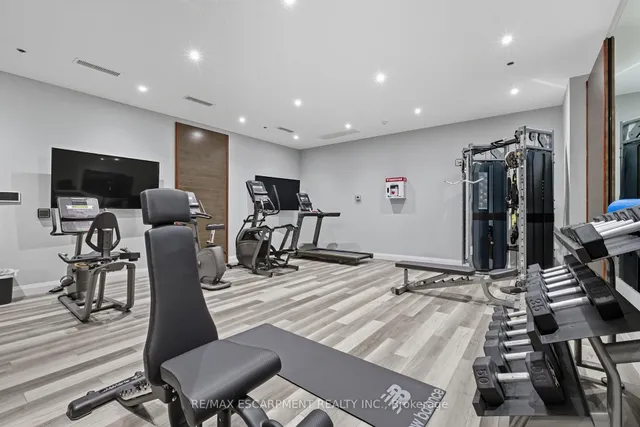 Additional image 21 of 1 Redfern Ave Unit 426