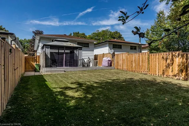 Additional image 31 of 23 Fonthill Rd