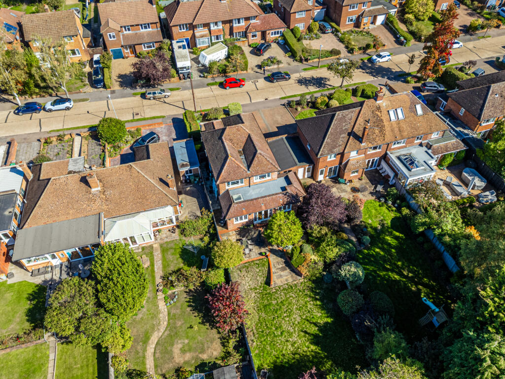 Additional image 27 of Westfields, St Albans, Hertfordshire, AL3