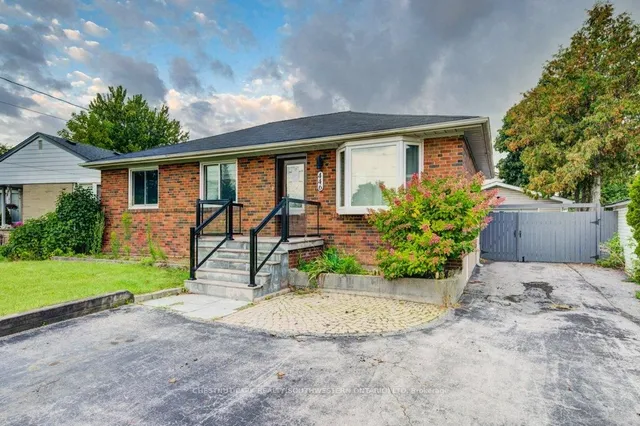 Additional image 3 of 446 Kingsleigh Crt