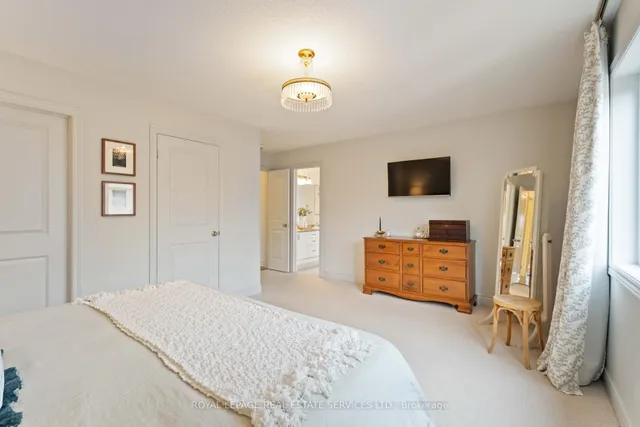 Additional image 24 of 28 Babcock St