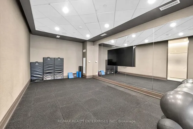 Additional image 36 of 1050 Main St Unit 114