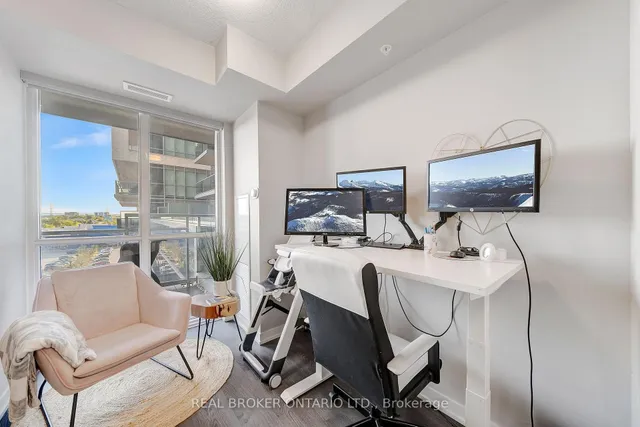 Additional image 12 of 2087 FAIRVIEW St Unit 606