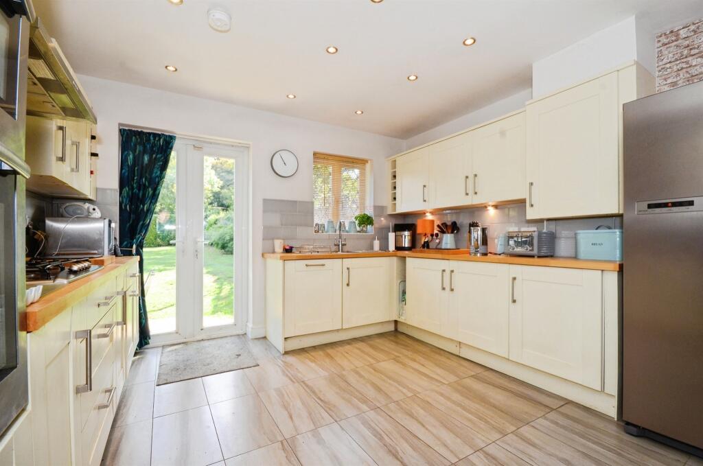 Additional image 9 of Redhall End, Colney Heath, St. Albans