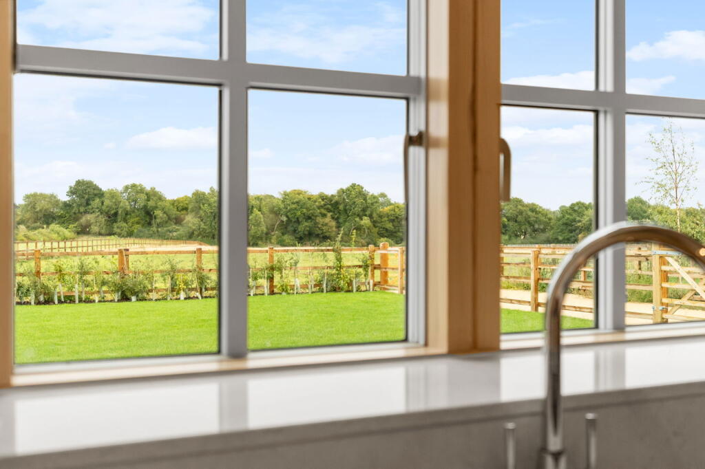 Additional image 21 of Stunning 4 bedroom country home with 4.52 acre paddock