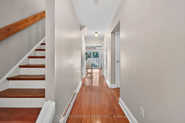 Additional image 17 of 341 Wilson Dr Unit 16