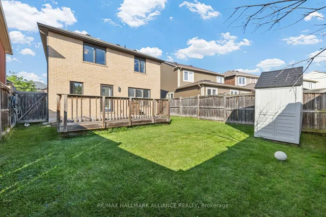 Additional image 29 of 402 Schreyer Cres