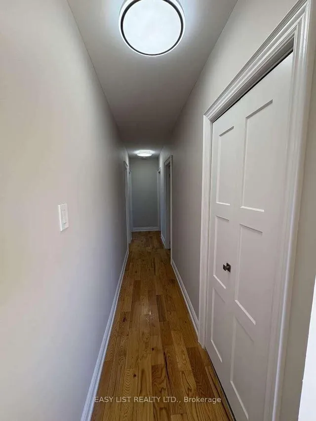 Additional image 21 of 55 Commercial St