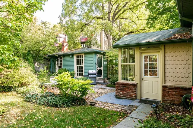 Additional image 37 of 55 Cayley St