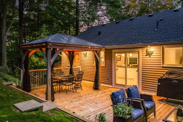 Additional image 40 of 106 Campbell Ave