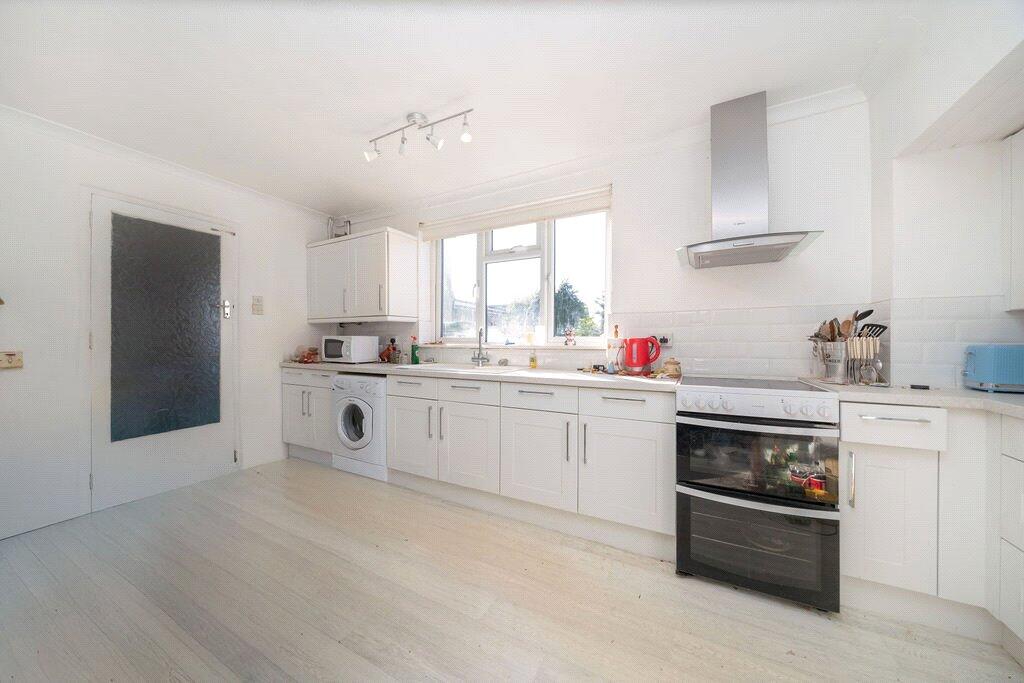 Additional image 3 of The Uplands, Bricket Wood, St. Albans, Hertfordshire, AL2