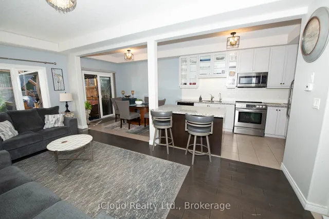 Additional image 12 of 32 Rolling Lane