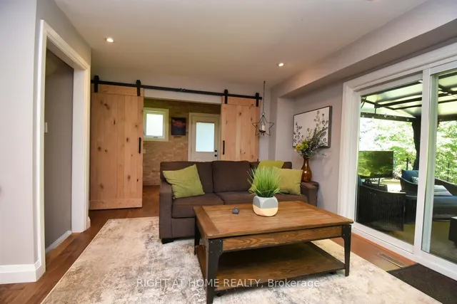 Additional image 14 of 3224 Twin Oaks Cres