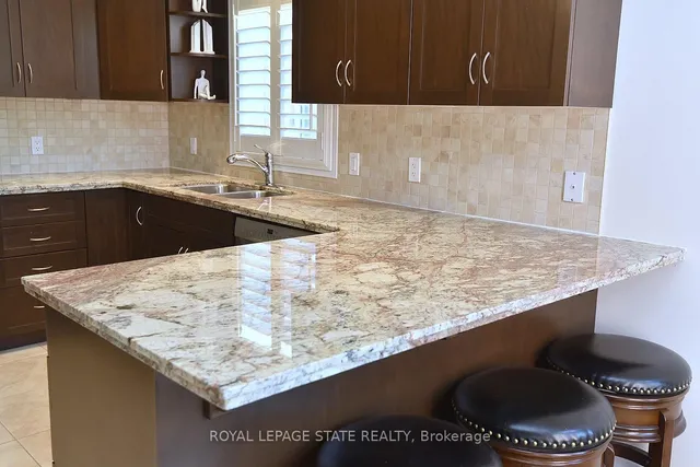 Additional image 13 of 12 Degrow Cres