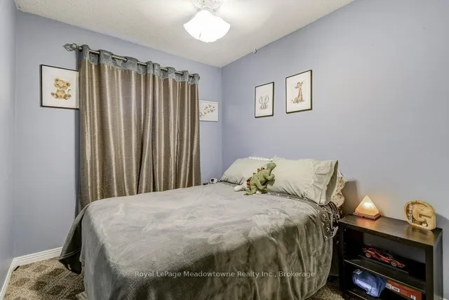 Additional image 21 of 61 Duncan Ave