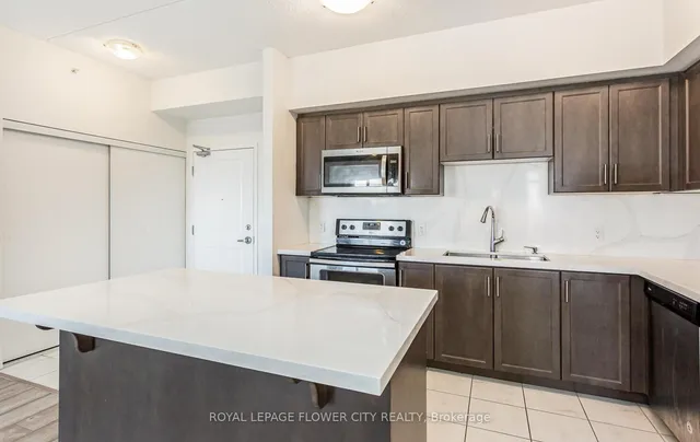 Additional image 19 of 640 Sauve St Unit 313