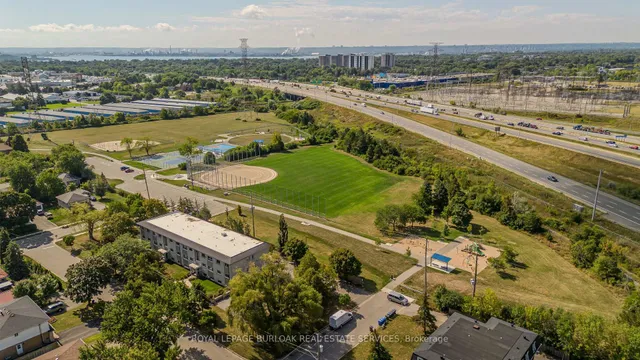 Additional image 2 of 1254 Treeland St