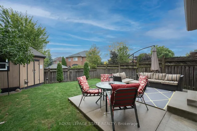 Additional image 44 of 120 Sundial Cres