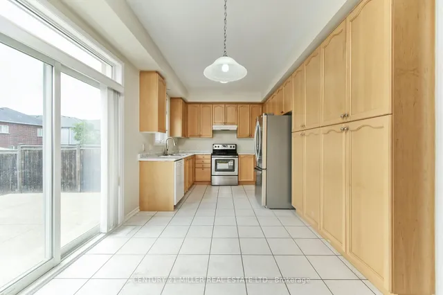 Additional image 7 of 126 Merrilee Cres