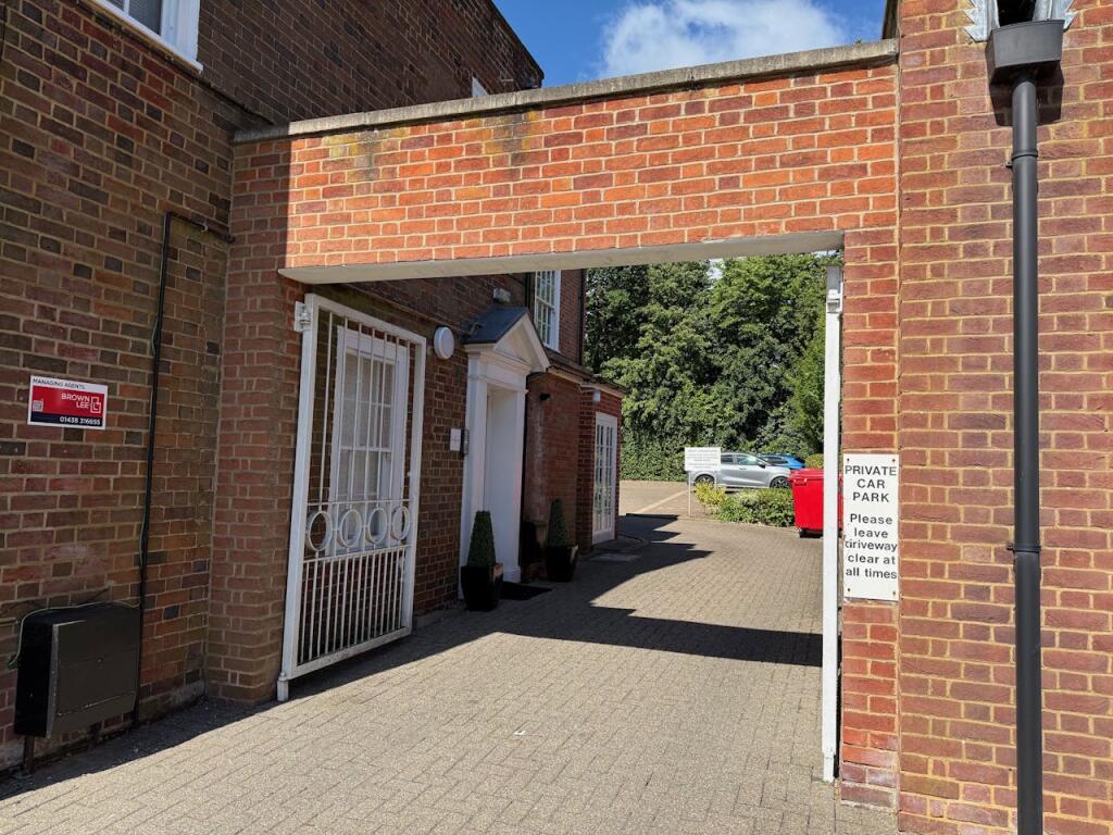 Additional image 19 of 10 Parkway, Welwyn Garden City, AL8 6HG