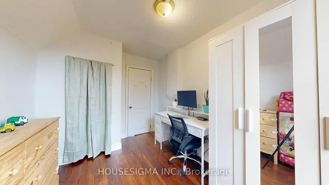 Additional image 23 of 6 Albany Ave