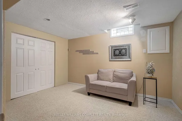 Additional image 32 of 2 ROBESPIERRE Crt