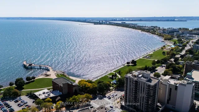 Additional image 23 of 2007 James St Unit 2102