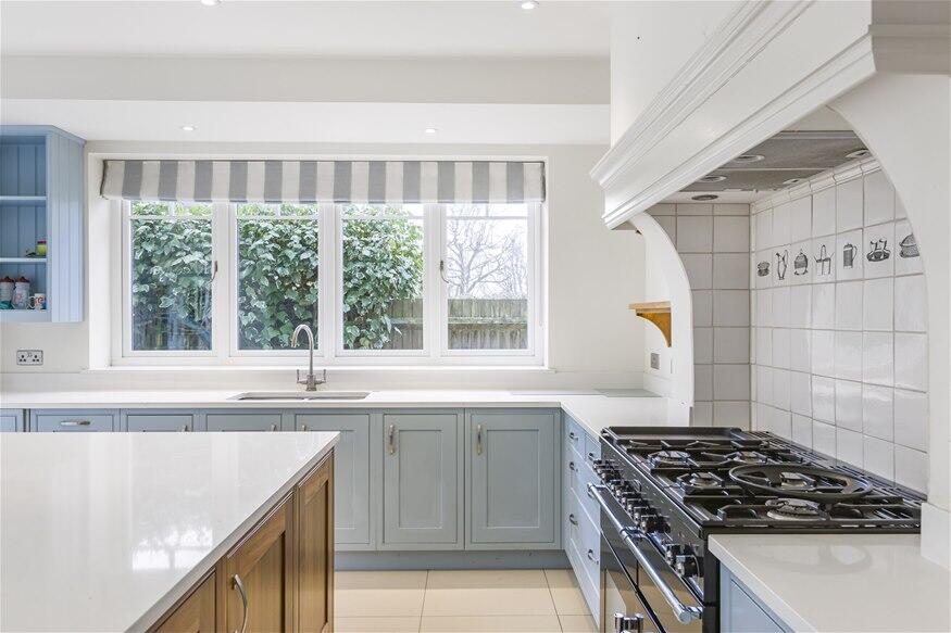 Additional image 4 of Roundwood Park, Harpenden, AL5