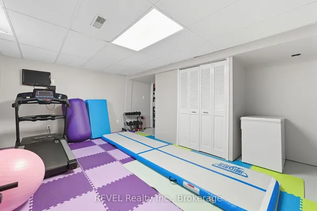 Additional image 29 of 11 Supreme Dr